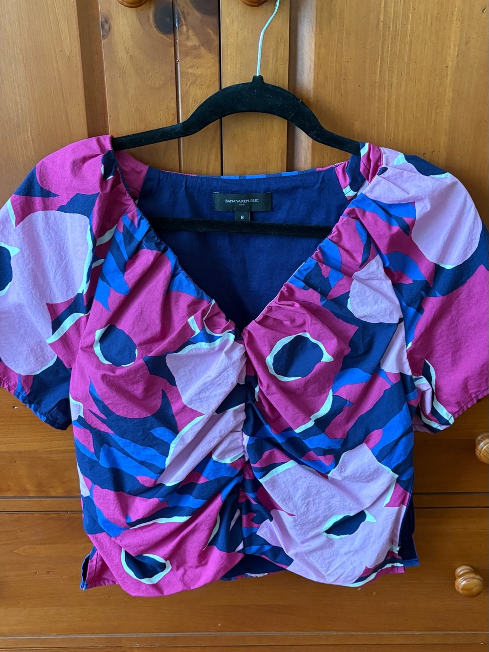 Banana Republic Factory Pink Navy & Light Blue Floral Ruched Crop Top